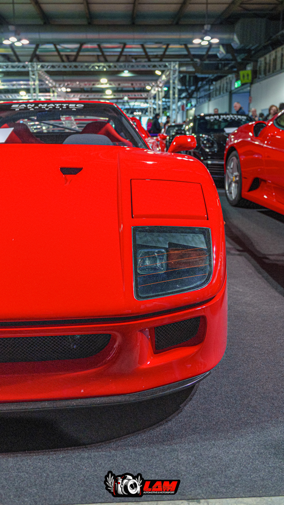 FERRARI F40